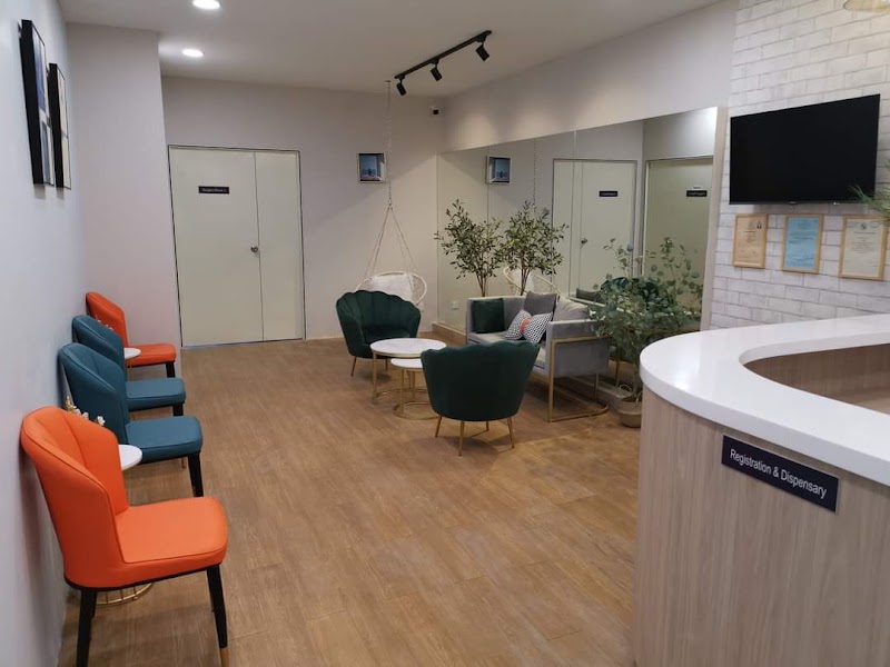 COMFORT DENTAL CLINIC 康福牙科