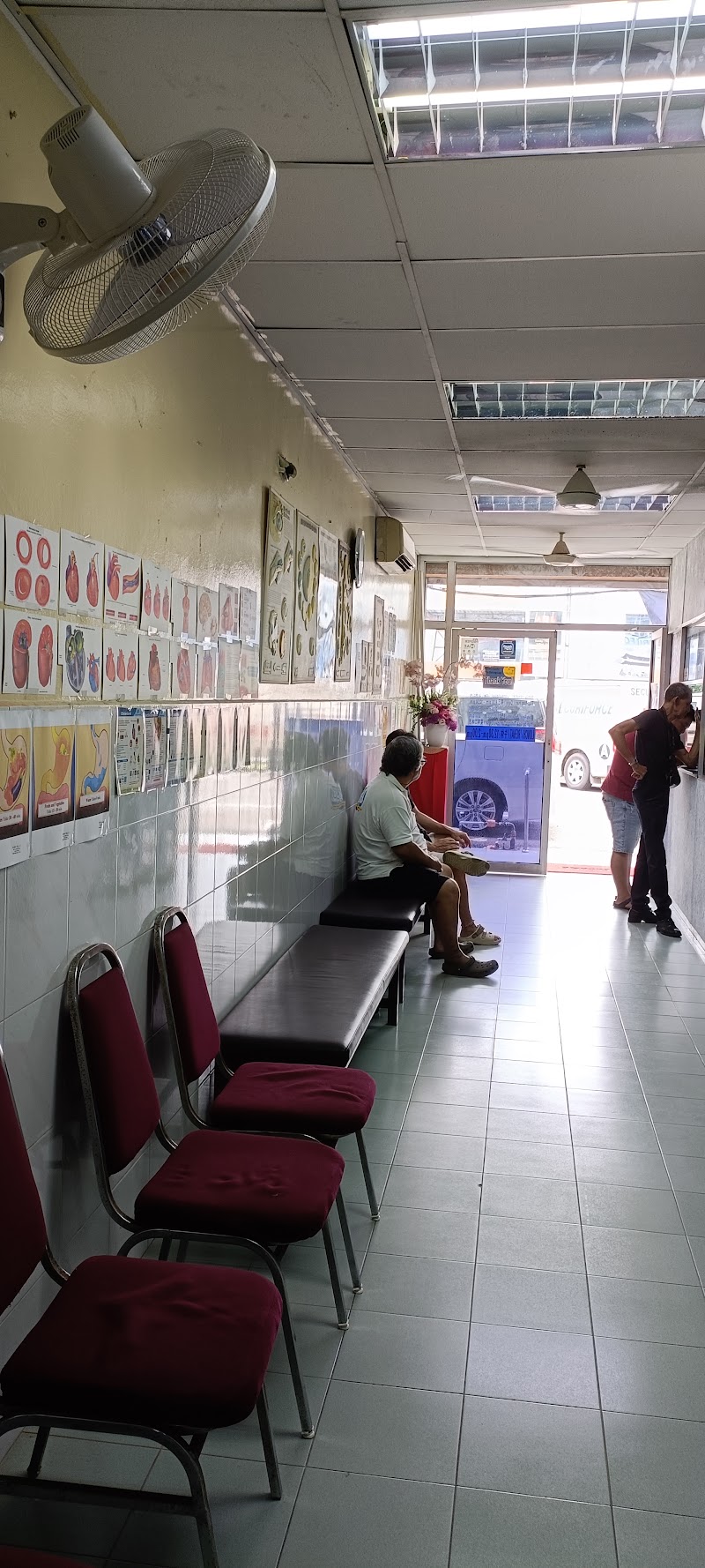 Klinik Pelangi